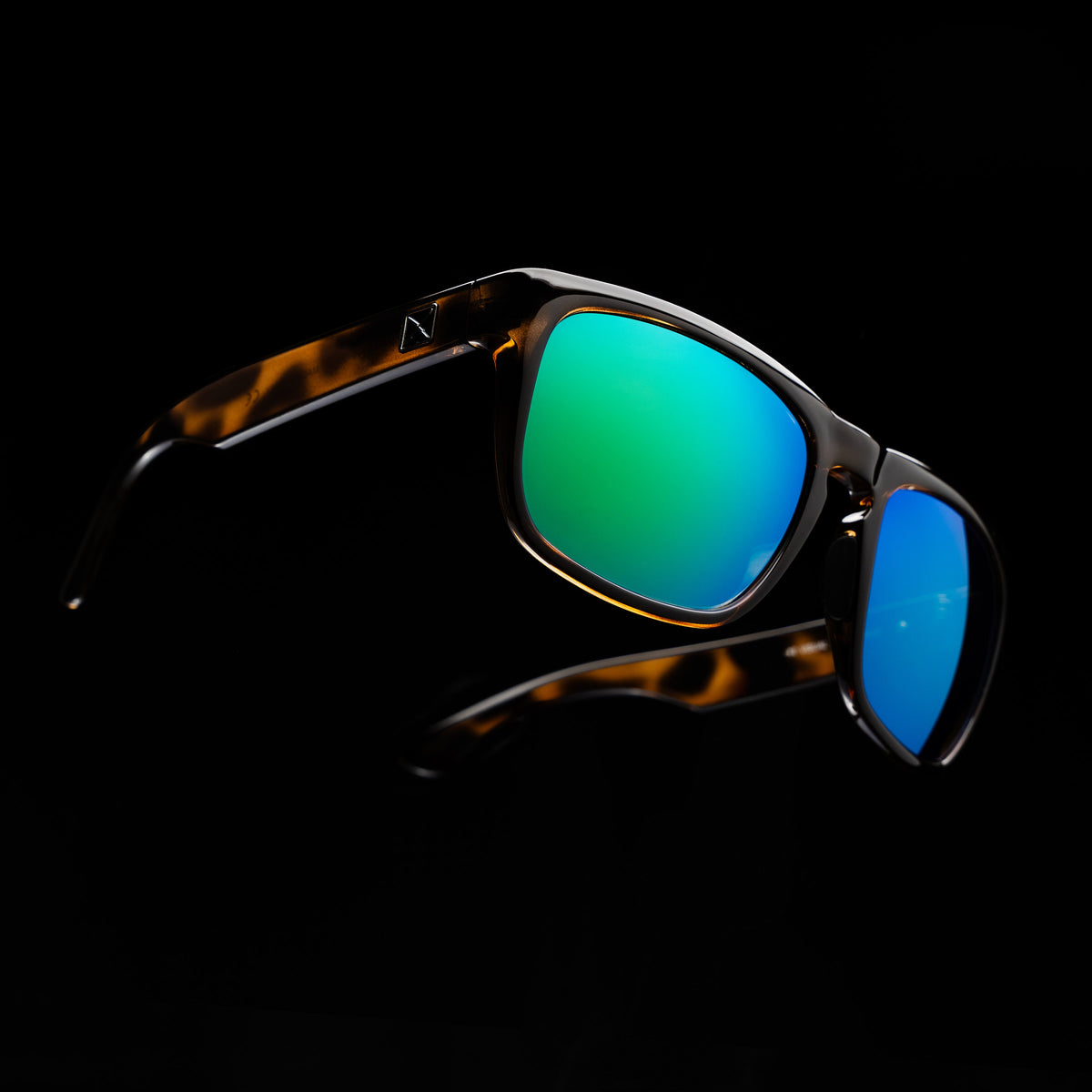 Bolt & Arrow 81's Havana (Gloss)