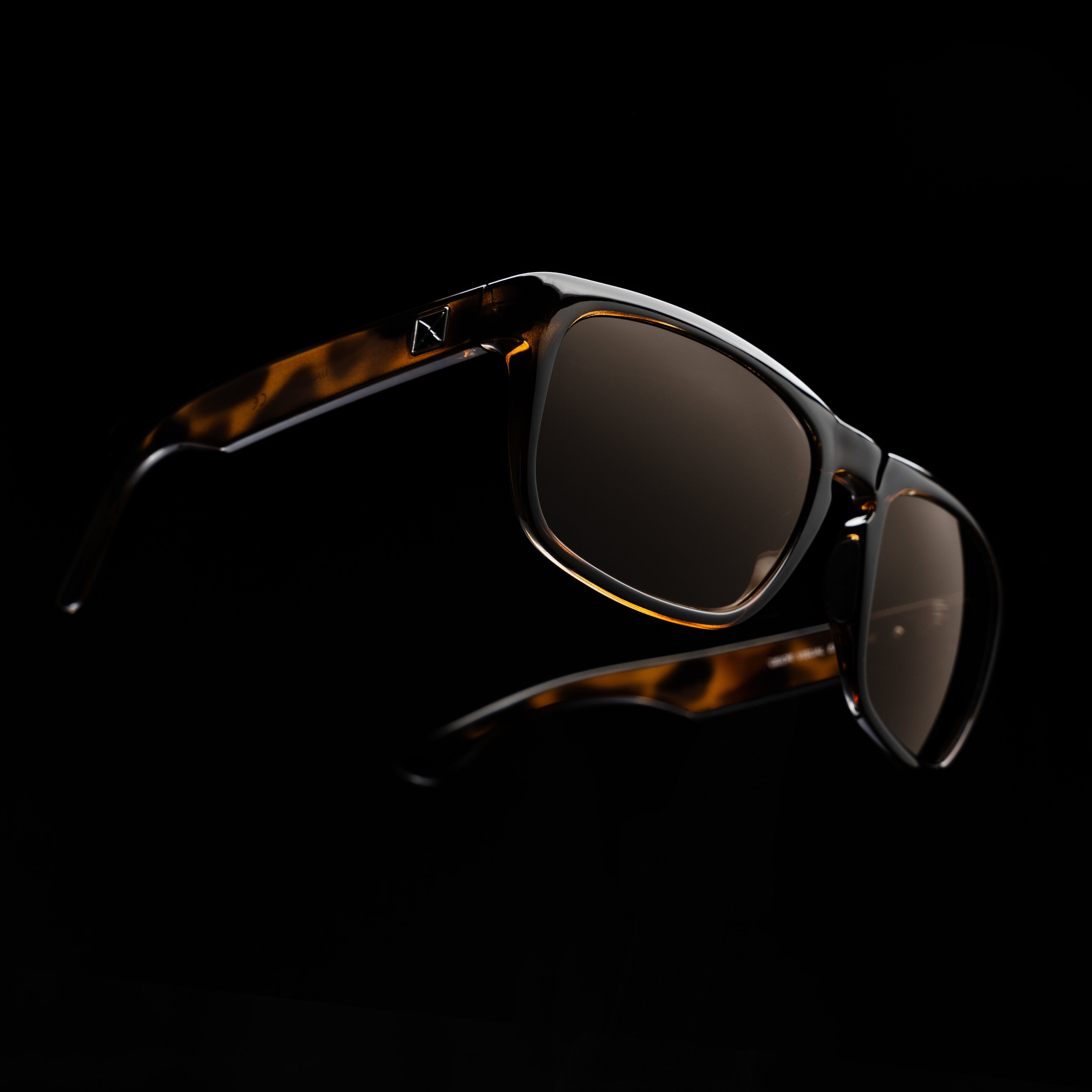 Bolt & Arrow 81's Havana (Gloss)