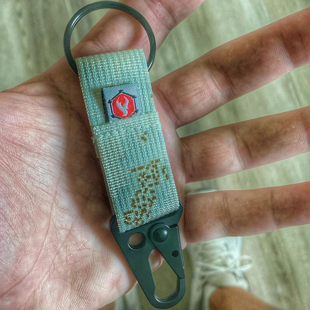 The Chauffeur - Reflective Edition - Durable keychain clip