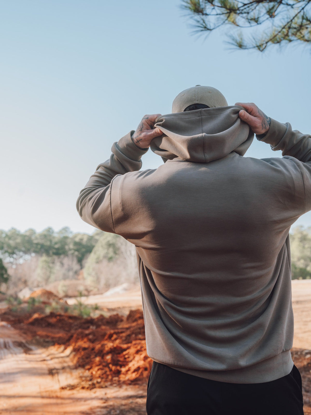 Alpha Country MEN'S | BASE LAYER HOODIE : OLIVE