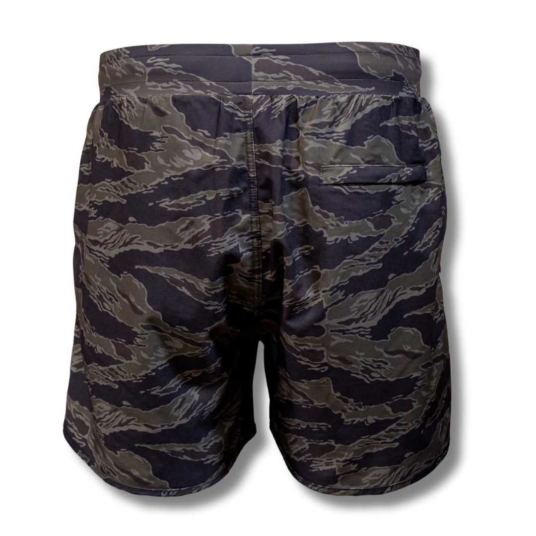 Alpha Country MEN'S | HYBRID SHORT : DEEP FOREST