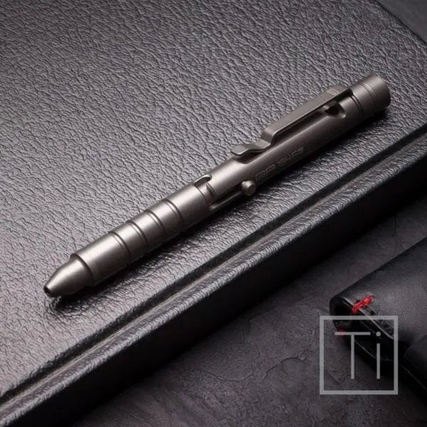 GPCA 1945 Bolt-Action Pen PRO — Titanium & Aluminum EDC