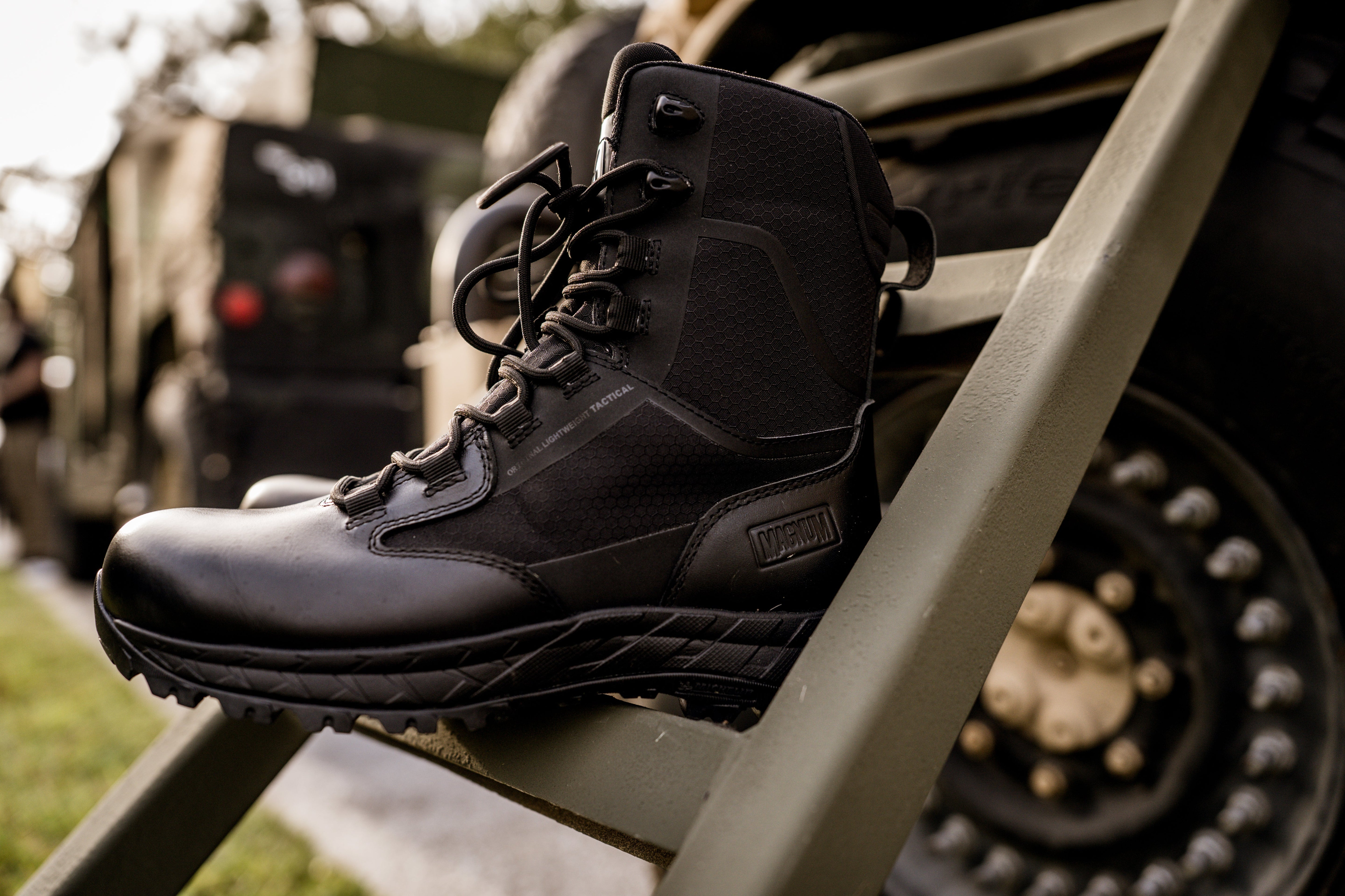 Magnum Boots Classic II 8" Side Zip Tactical Boot