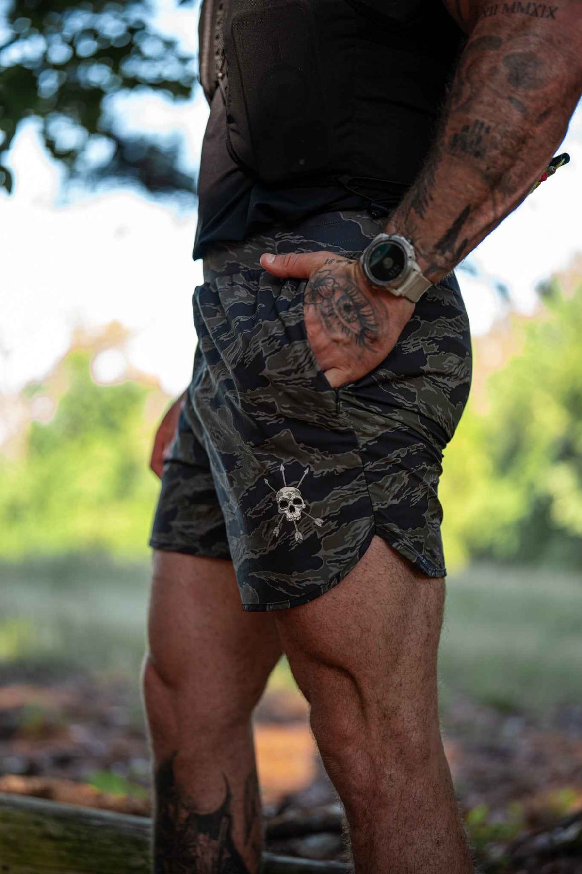 Alpha Country MEN'S | HYBRID SHORT : DEEP FOREST