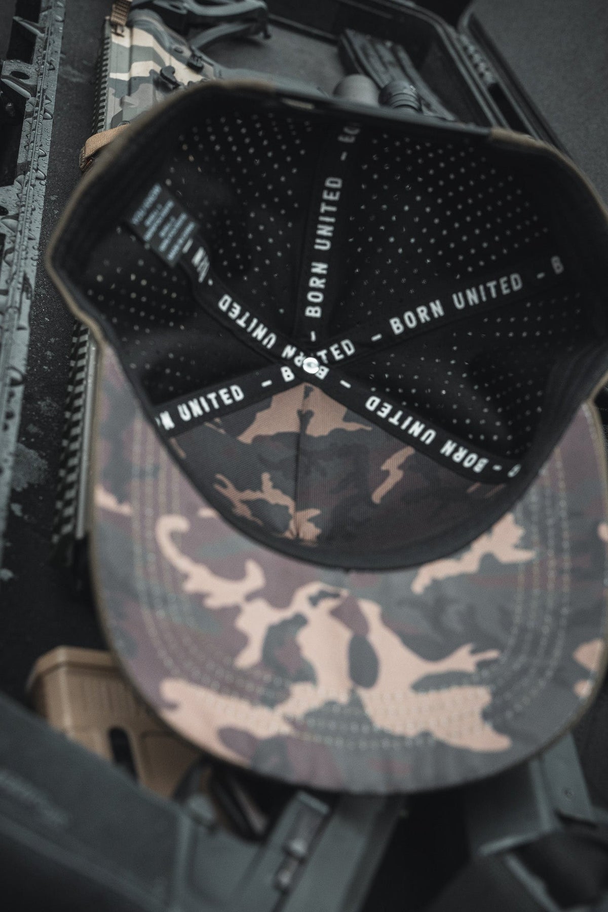 Born United Premium Flag Snapback - Olive