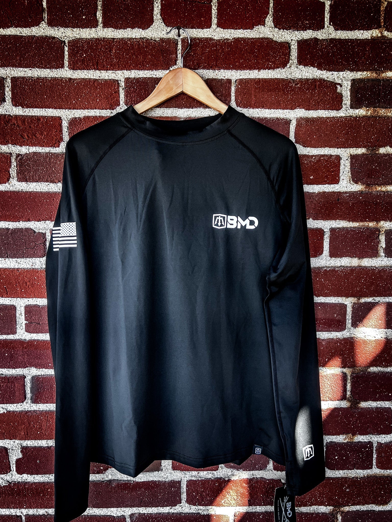 Black Mask Divers RASH GUARD