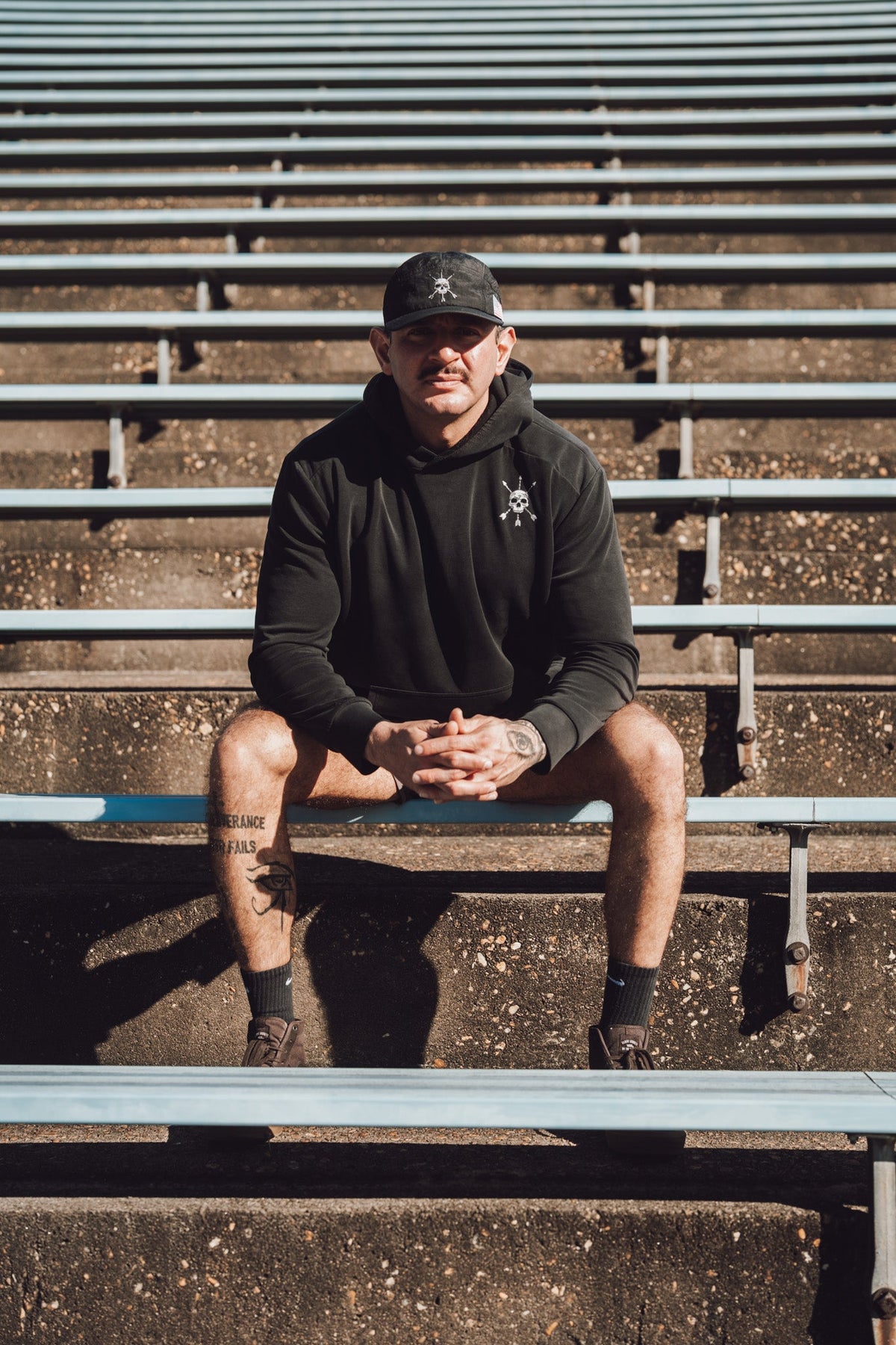 Alpha Country MEN'S | BASE LAYER HOODIE : BLACK