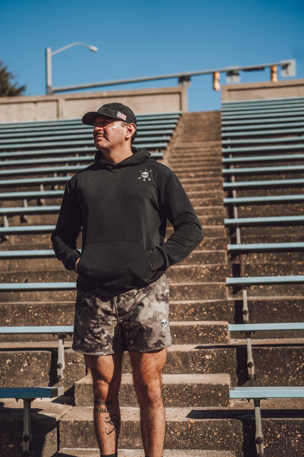 Alpha Country MEN'S | BASE LAYER HOODIE : BLACK