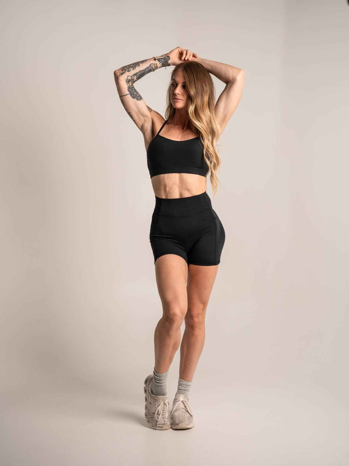 Alpha Country WOMEN'S | DEBUT SPORTS BRA : BLACK