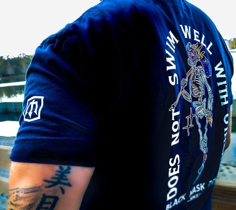 Black Mask Divers Does Not Swim Well With Others Tshirt - Navy