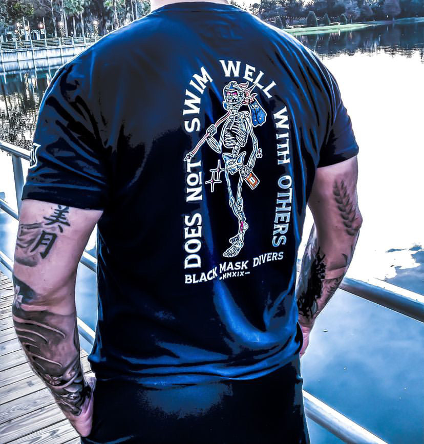 Black Mask Divers Does Not Swim Well With Others Tshirt - Navy