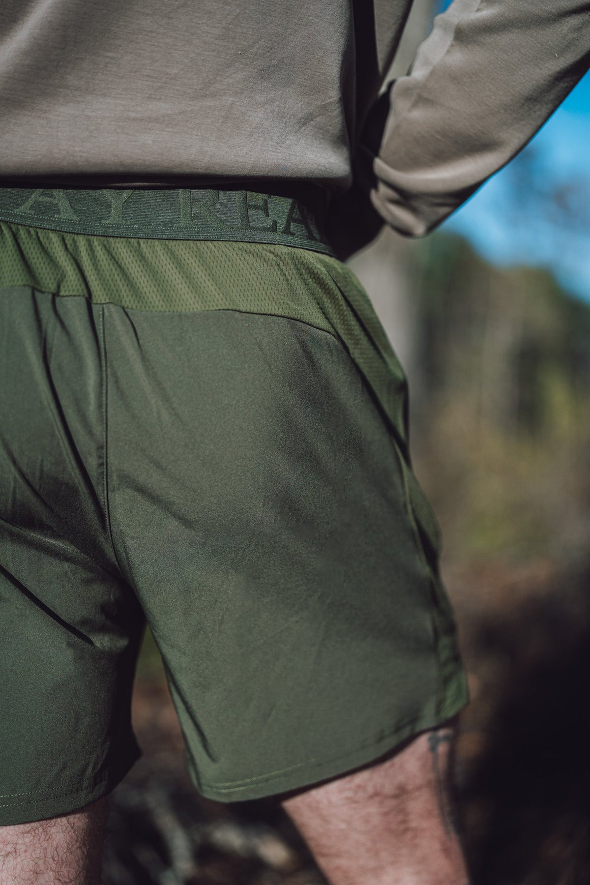 Alpha Country MEN'S | MOTTO SHORT : JUNGLE MOSS