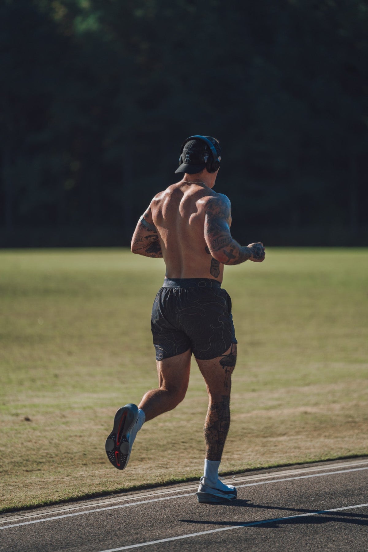 Alpha Country MEN'S | HYBRID SHORT : MIDNIGHT TOPO