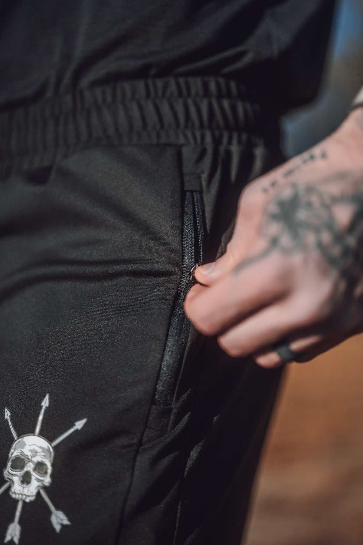 Alpha Country MEN'S | PERFORMANCE JOGGER