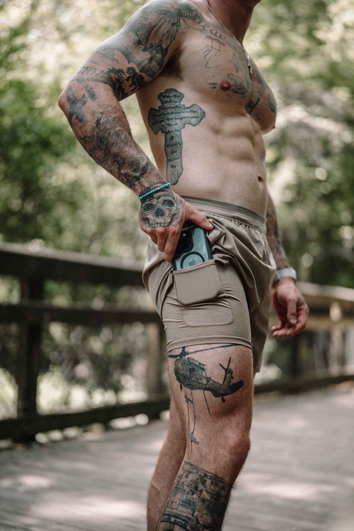 Alpha Country MEN’S | HYBRIFLEX SHORT : TAN