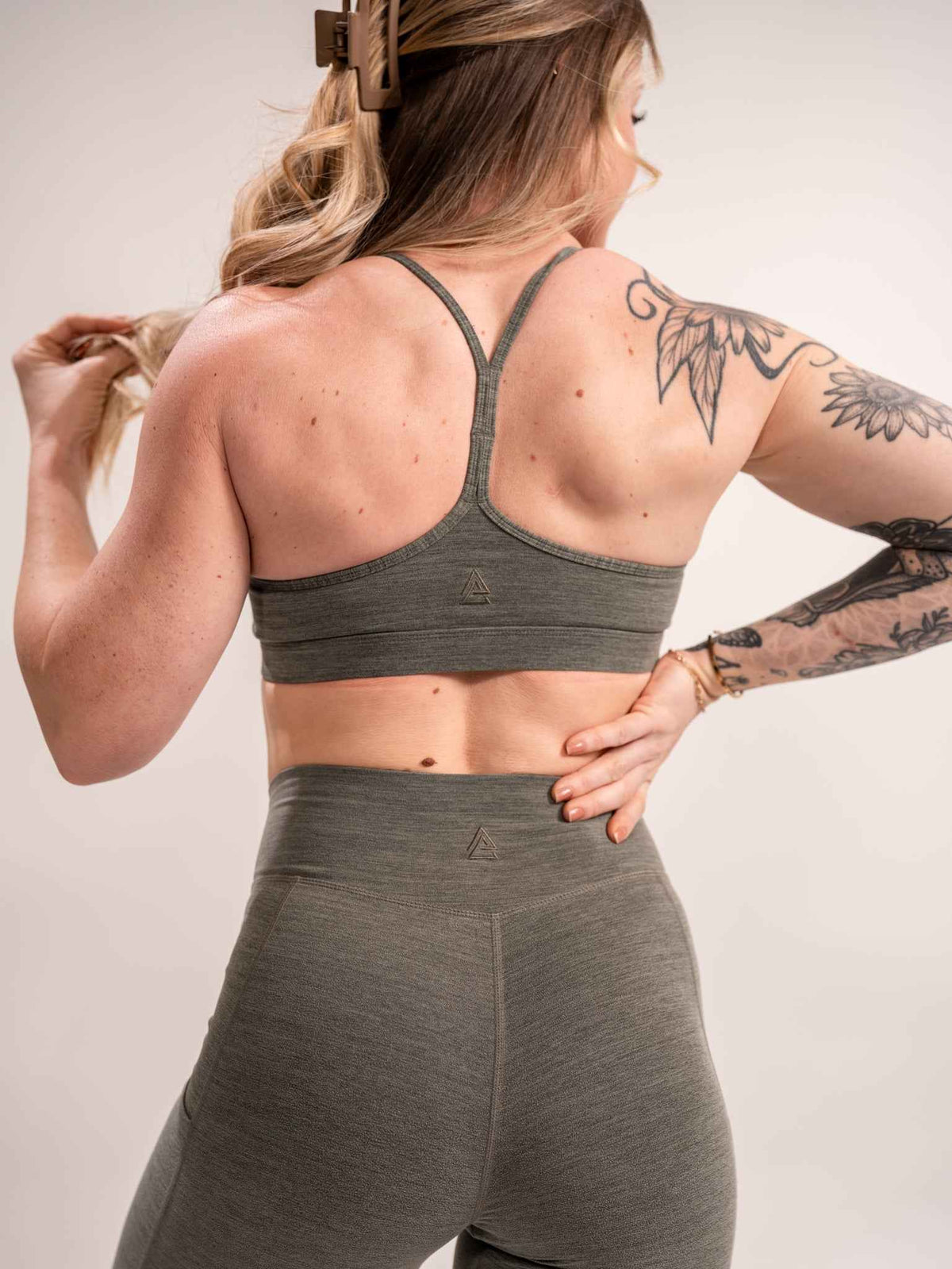 Alpha Country WOMEN'S | DEBUT SPORTS BRA : IVY