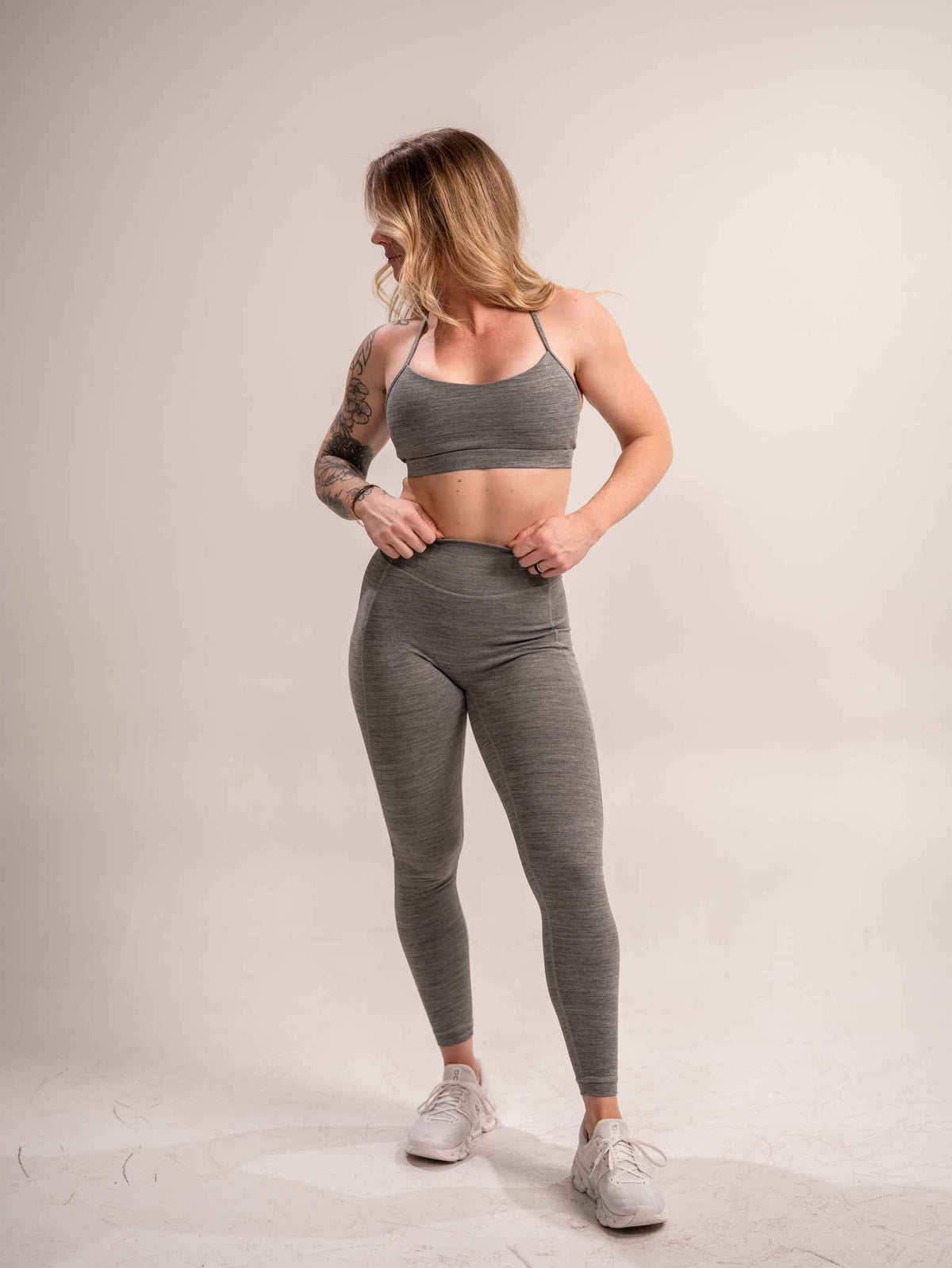 Alpha Country WOMEN'S | DEBUT MEGA-HIGH-RISE LEGGING : GRAY