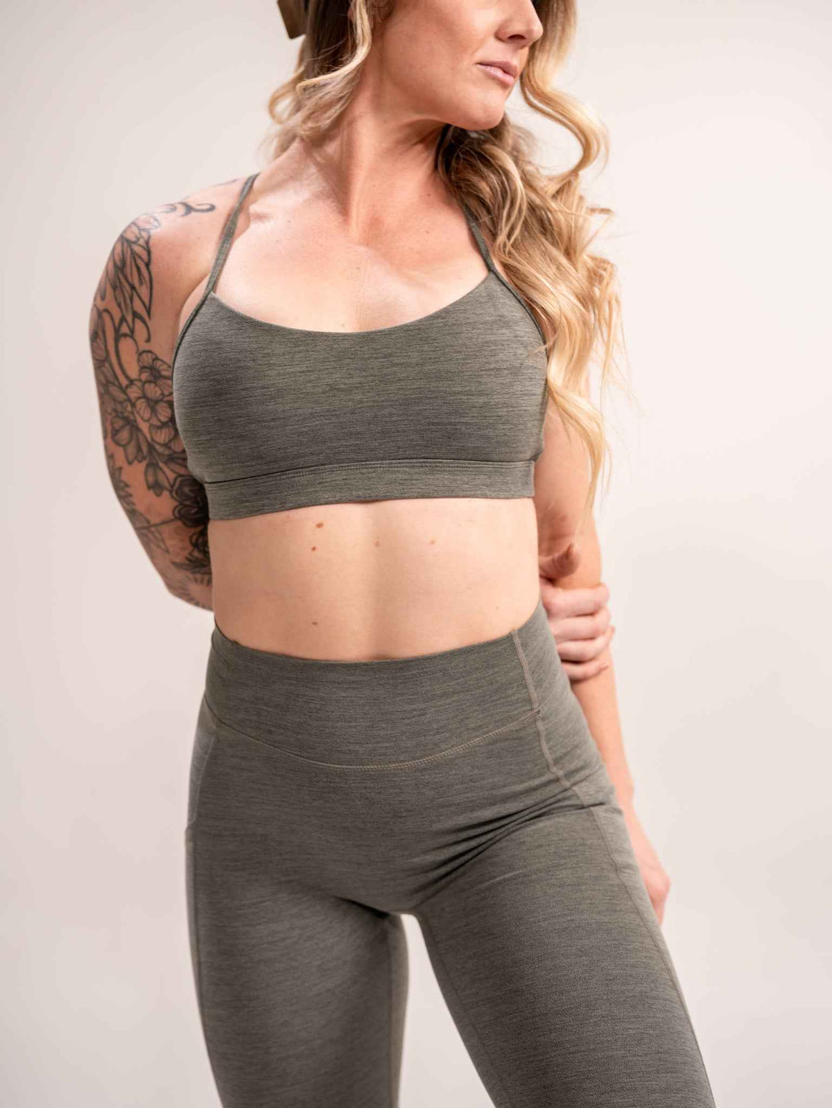 Alpha Country WOMEN'S | DEBUT SPORTS BRA : IVY